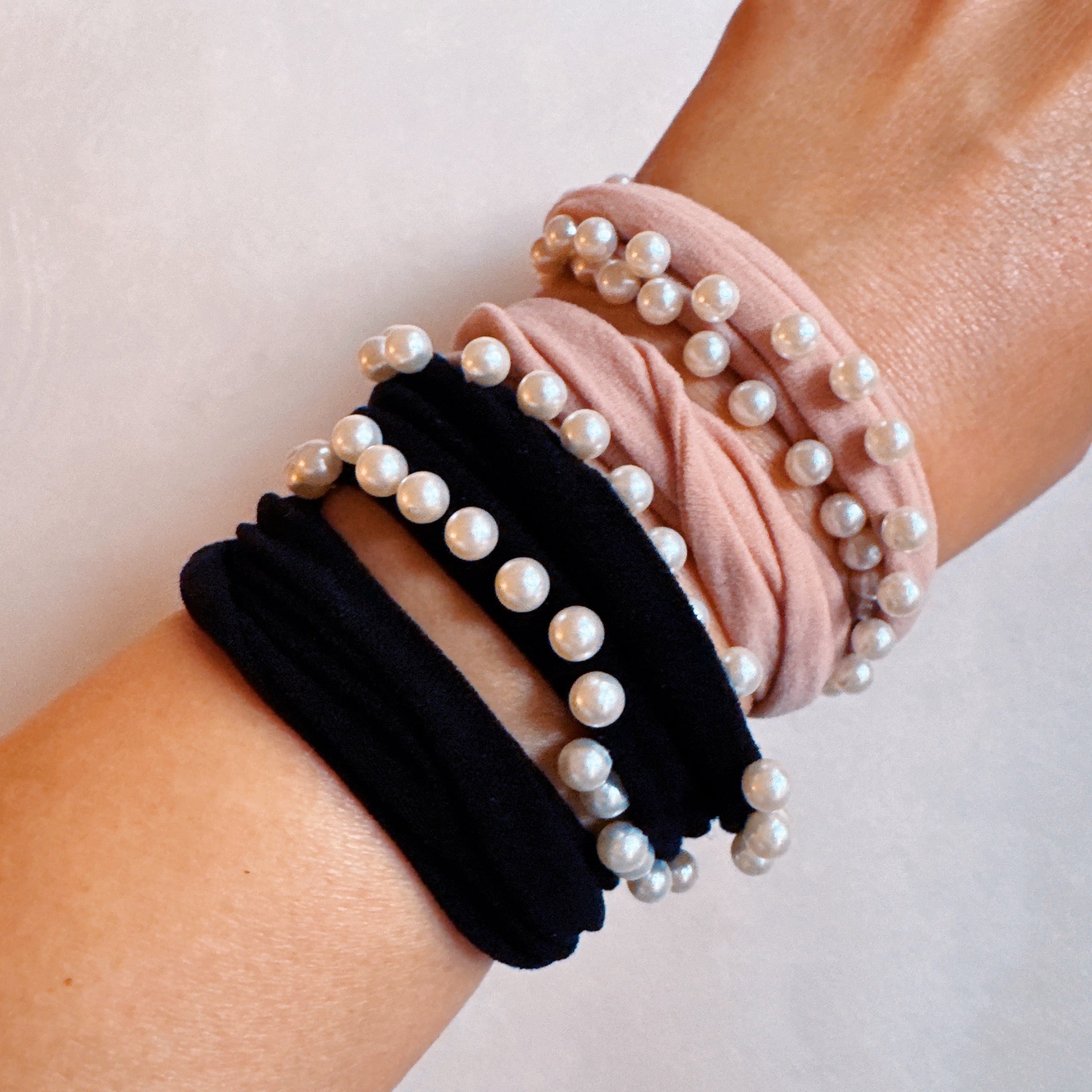Pretty Pearl Hair Ties